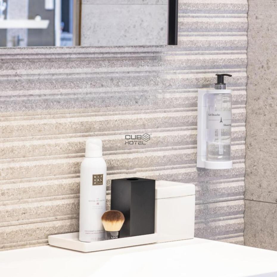 Dispensador de Jabón Blanco ISISS 300 ml para Jabón, Gel o Alcohol